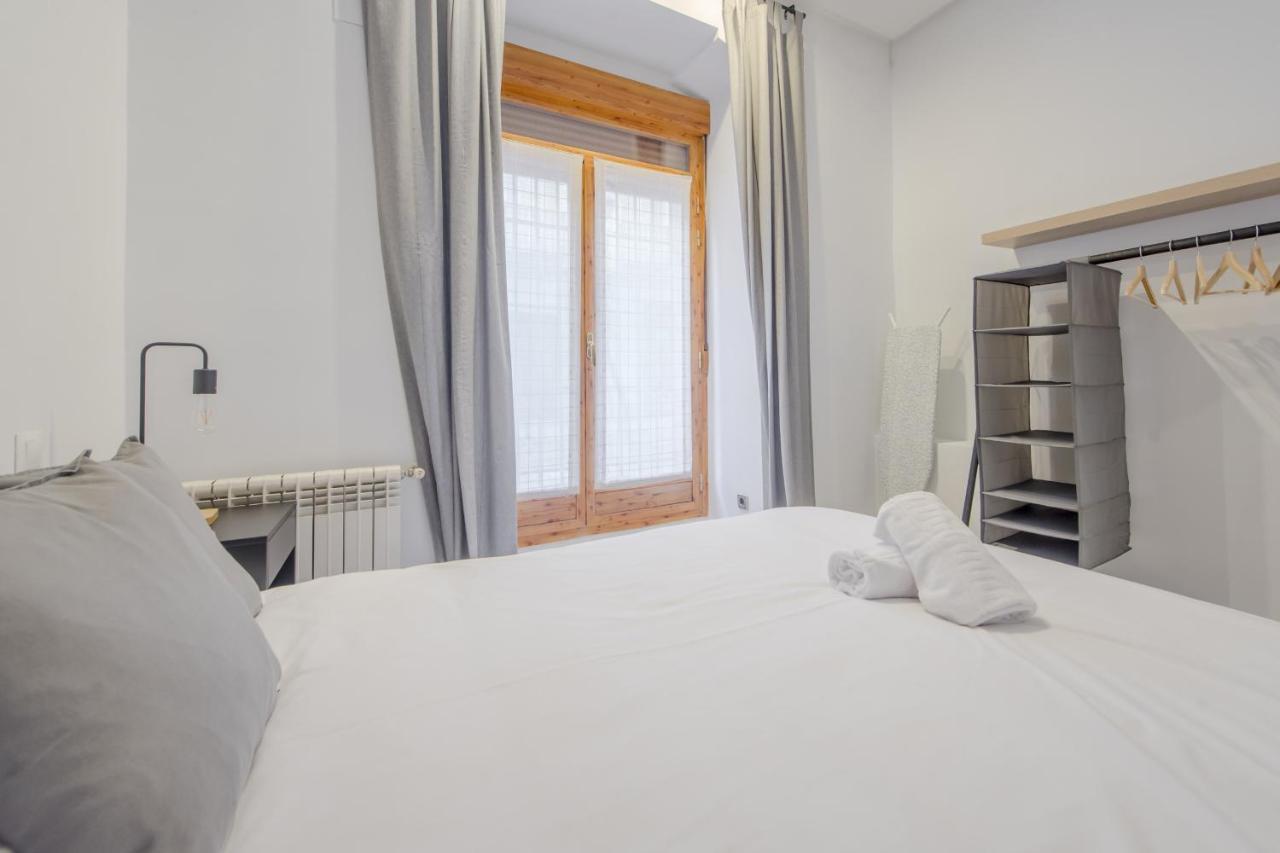 Cool/Soho Style Apt Para 9Pax C/Luciente Madrid Extérieur photo
