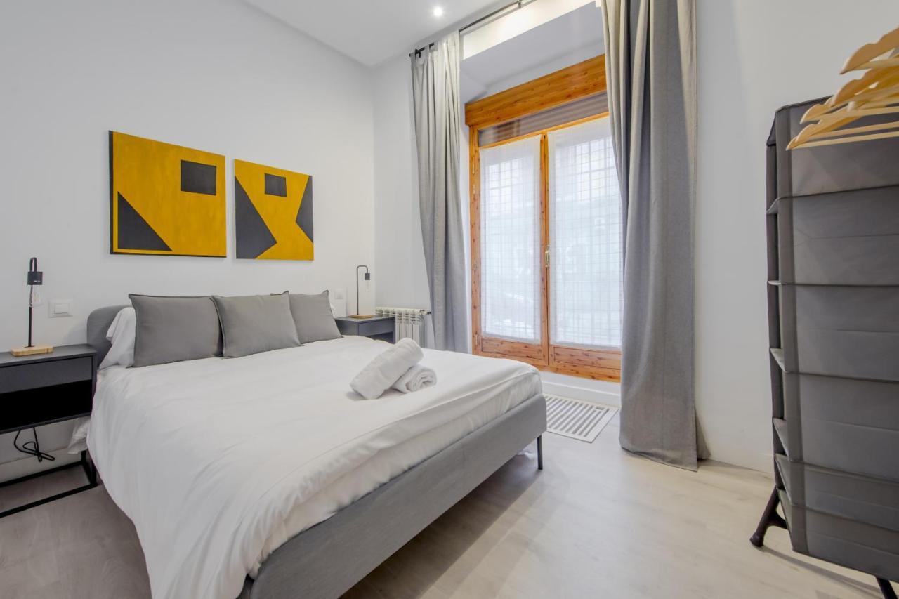 Cool/Soho Style Apt Para 9Pax C/Luciente Madrid Extérieur photo